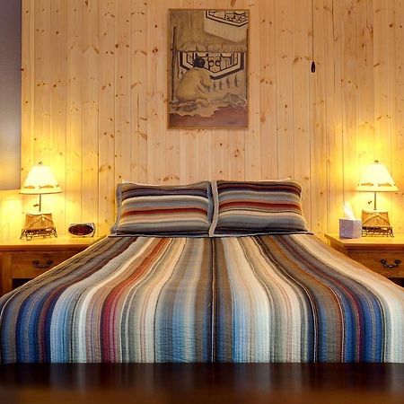 Sea Parrot Inn Seldovia エクステリア 写真