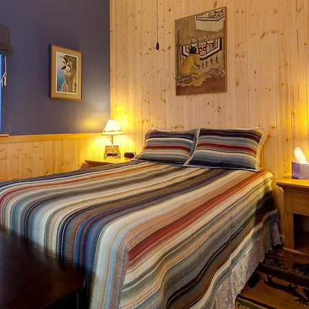 Sea Parrot Inn Seldovia エクステリア 写真