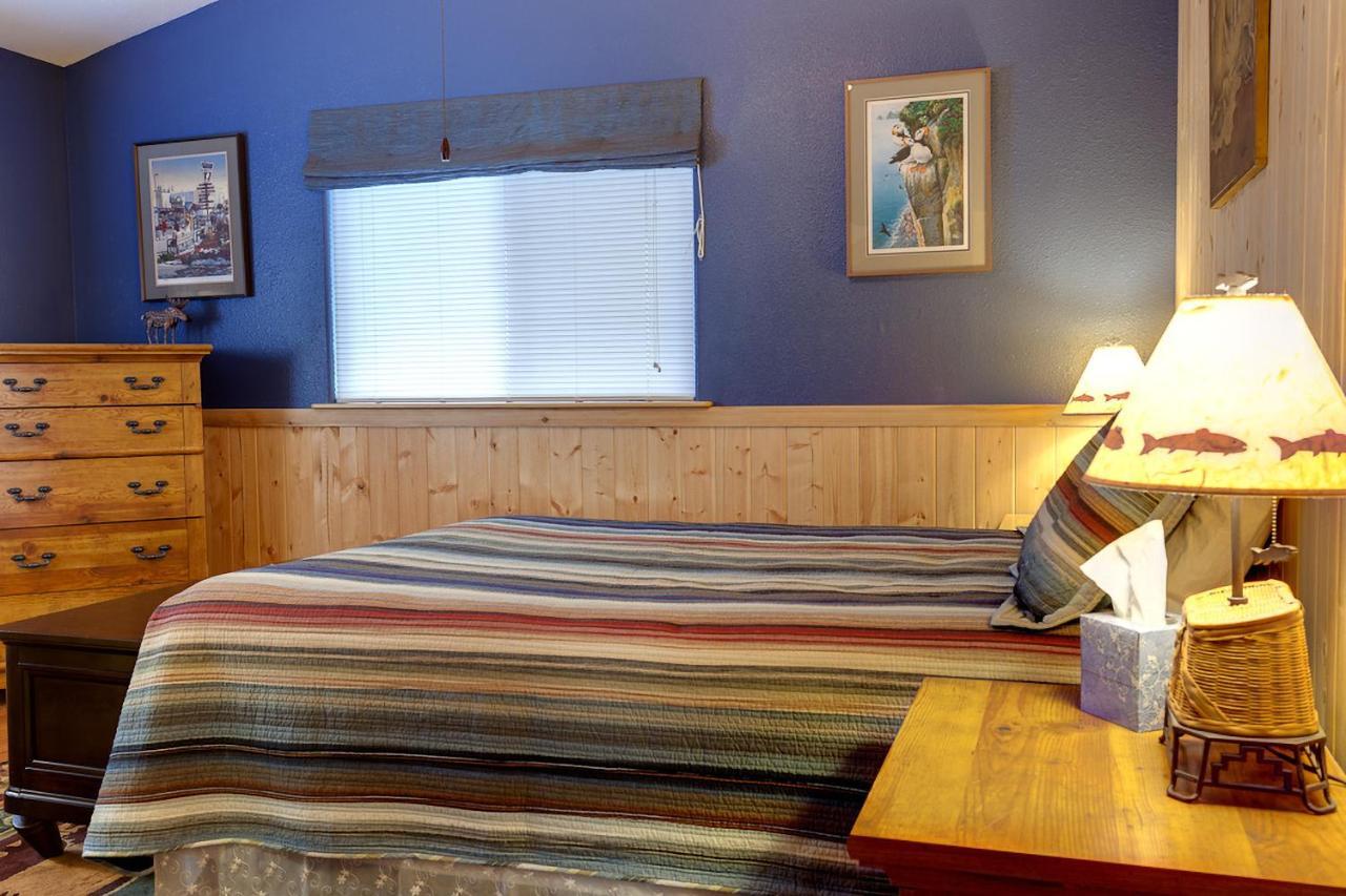 Sea Parrot Inn Seldovia エクステリア 写真