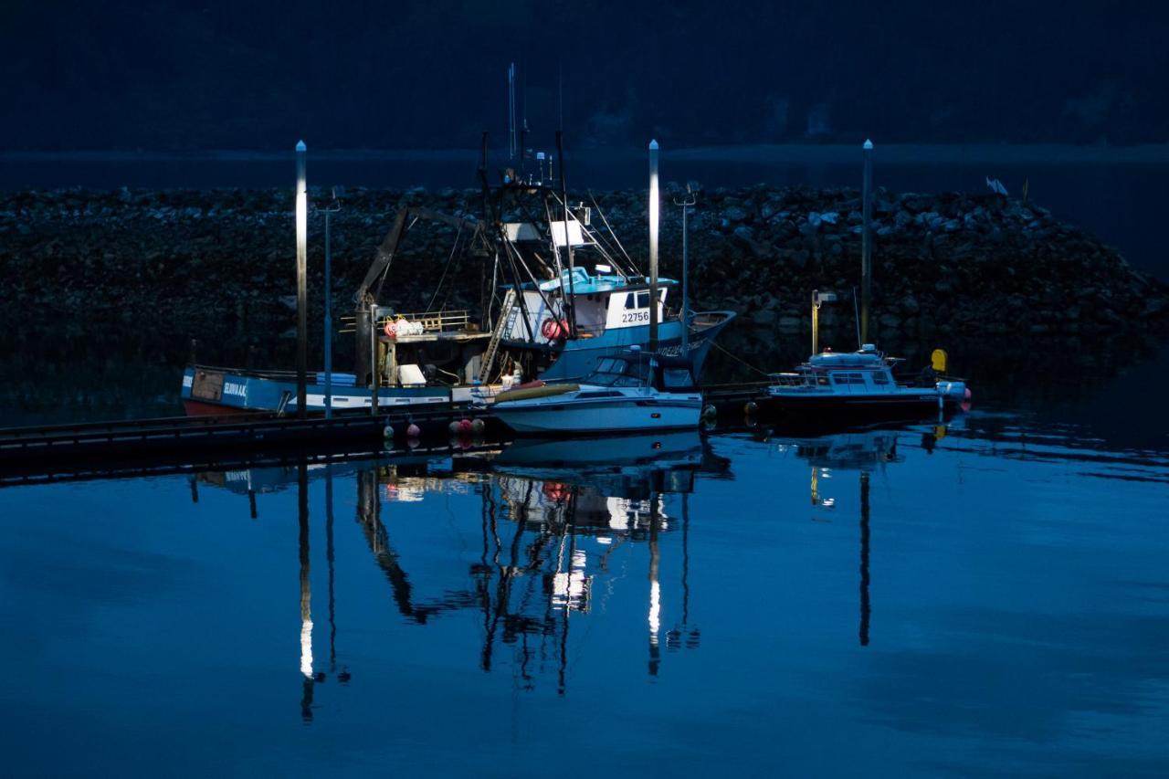 Sea Parrot Inn Seldovia エクステリア 写真